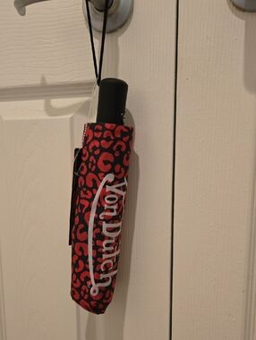 Von Dutch Red and Black Leopard Print Compact Umbrella Unisex Nwt